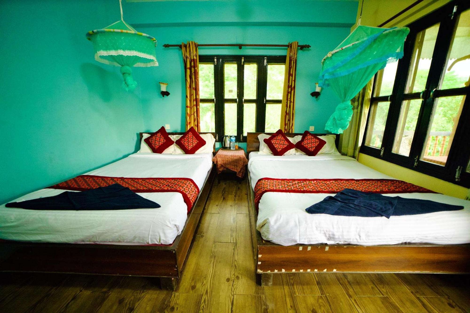 Chitwan Gaida Lodge - Animal Lovers & Birdwatchers Paradise Sauraha Eksteriør bilde